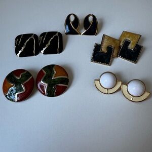Lot of 5 vintage 1980s button earrings